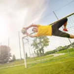 Championship runde 11: Udebanestik, røde kort og sene afgørelser – hele overblikket