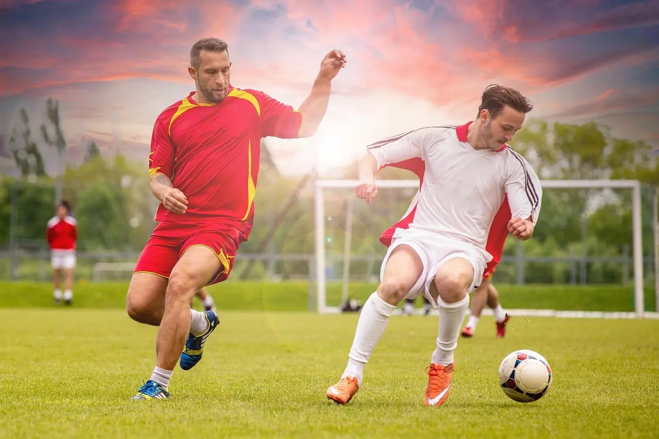 Drama i begge ender: Sene afgørelser, brændte straffespark og røde kort prægede League Two runde 5