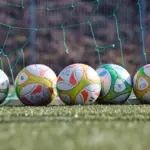 Drama, debutmål og disciplin – alt fra League Two Runde 2 2025/26