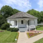 Krydsord ledetråd til Engelsk Filosof