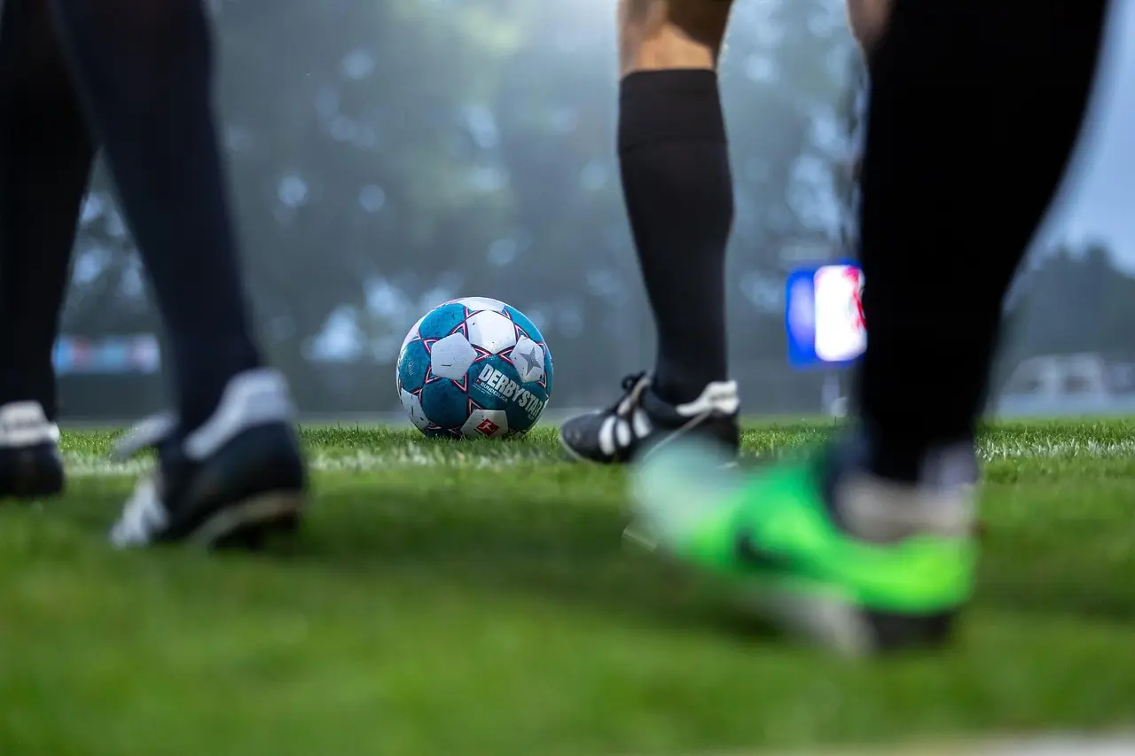 Smalle sejre, målfester og dramatiske momenter: Hele overblikket over National League runde 29